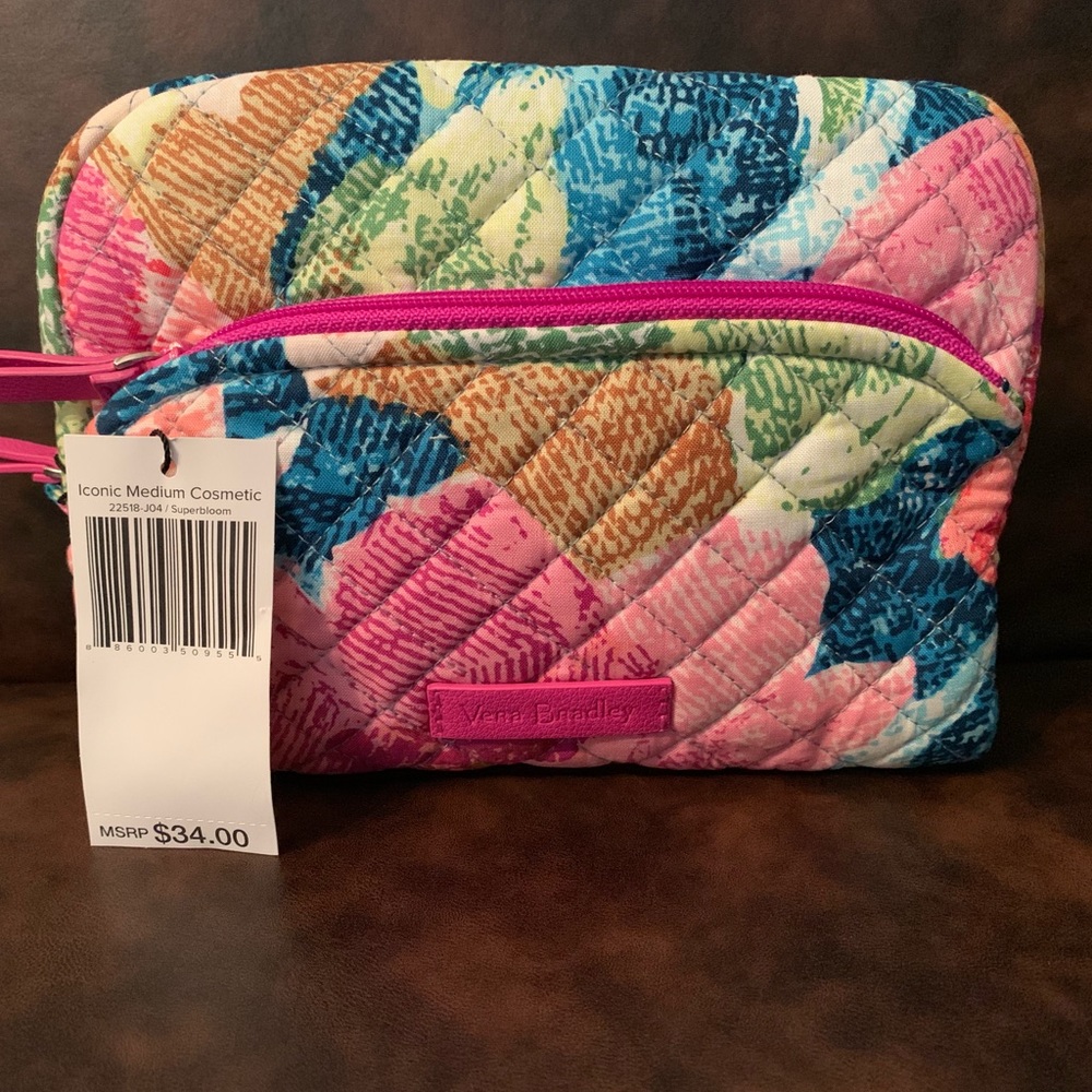 NWT Vera Bradley Iconic Medium Cosmetic bag.